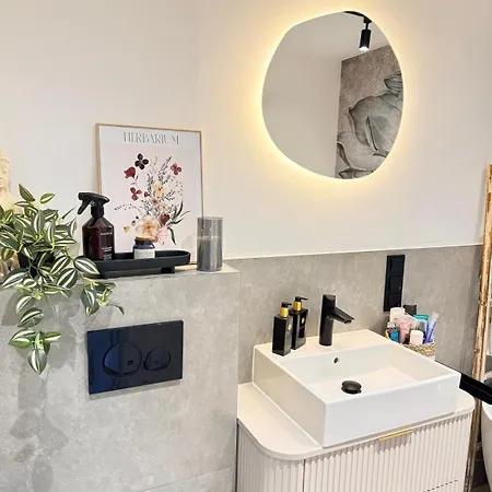 Stilvolles Boho-apartment Nahe Mainz Mit Balkon & Parkplatz